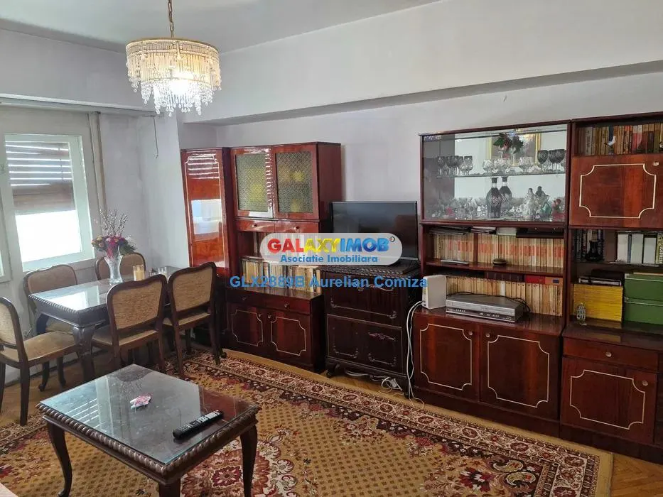 Vanzare apartament 3 camere 1 Mai/Ion Mihalache etaj6 - foto 2