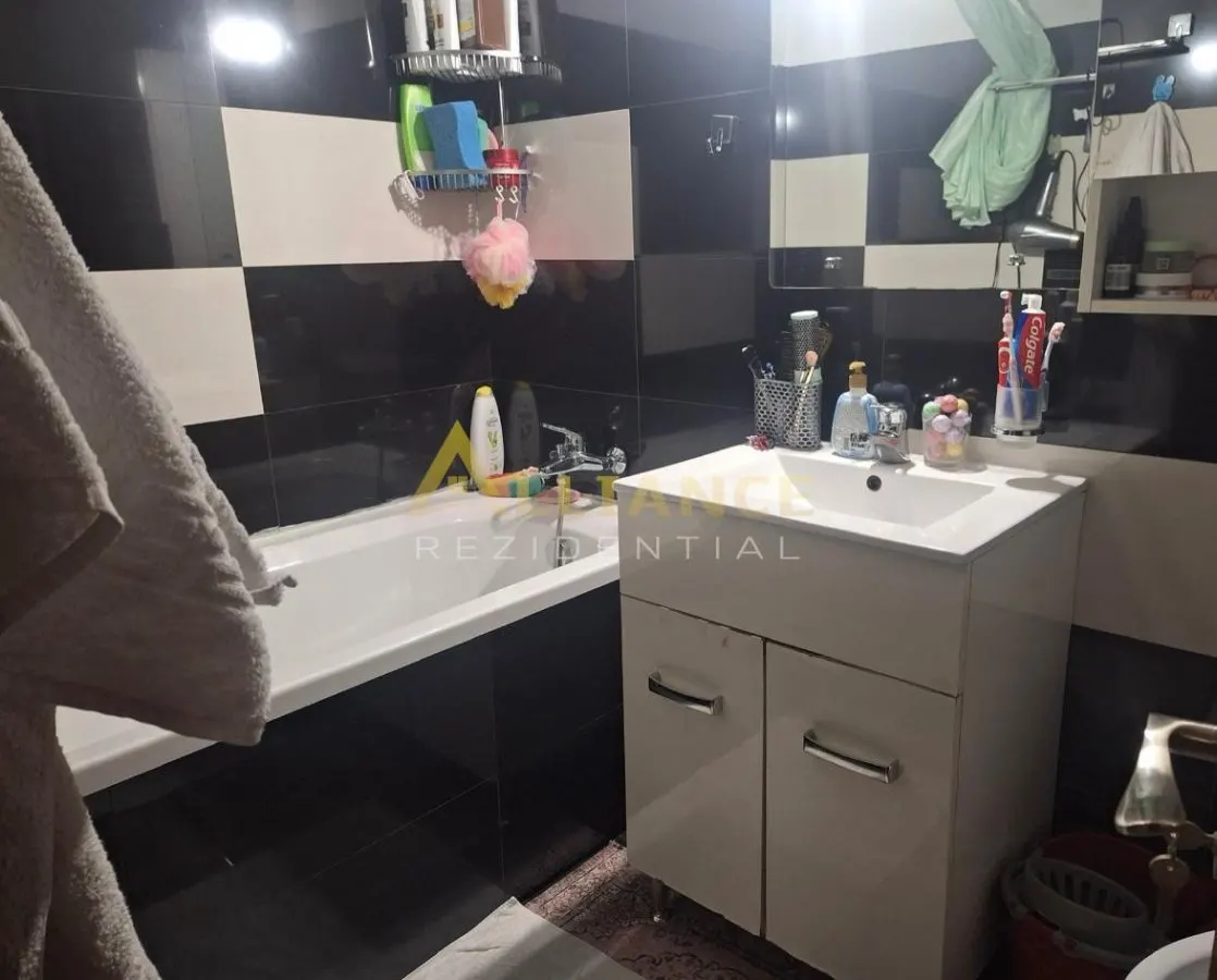 Apartament cu 2 camere in Popesti-Leordeni, zona Soseaua Oltenitei - foto 11