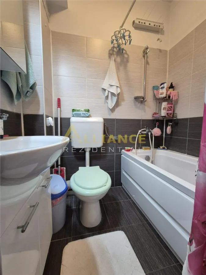 Apartament 2 camere decomandat cu gradina - foto 9