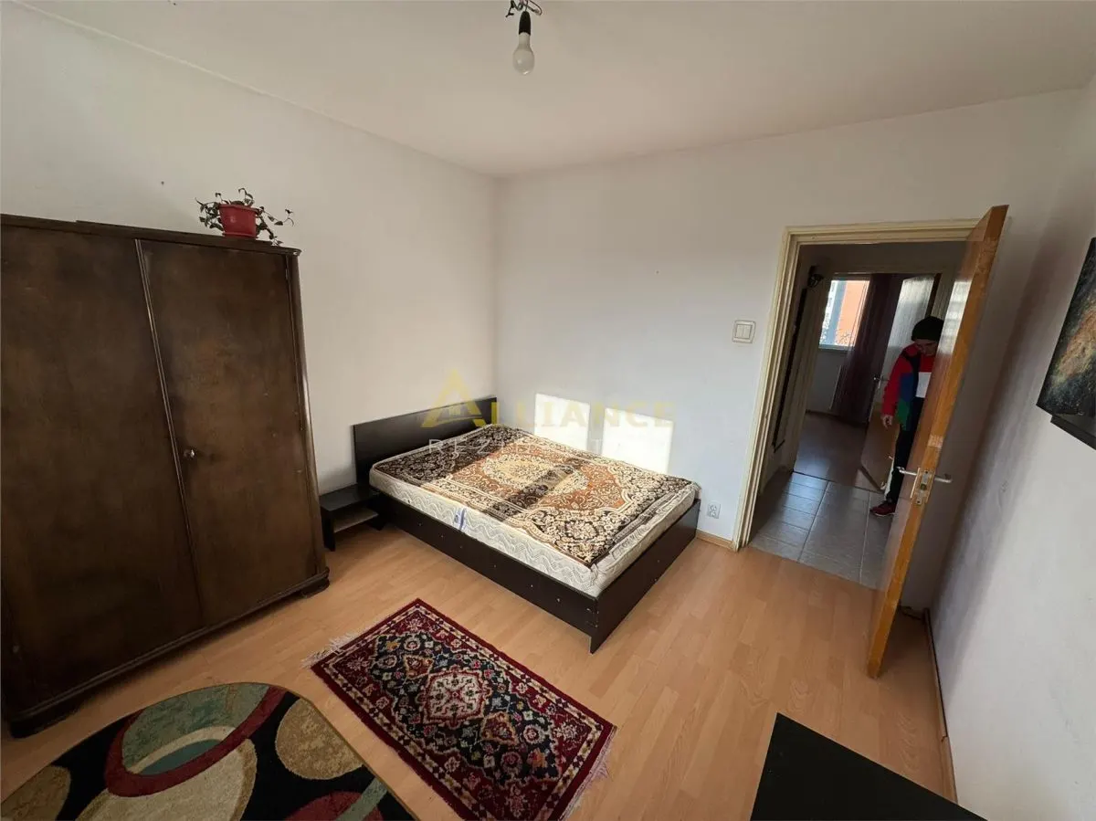 Apartament 3 camere Dristor - foto 3