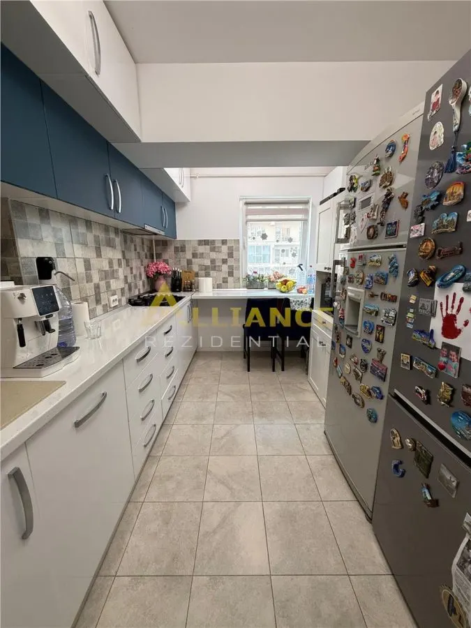 Apartament 3 camere de vanzare – 2 bai – 101.5 mp – bloc nou – complet mobilat si utilat - foto 11