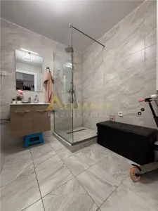 Apartament 3 camere de vanzare – 2 bai – 101.5 mp – bloc nou – complet mobilat si utilat - foto 13