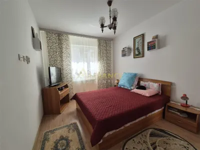 Apartament 2 camere - decomandat -  curte - foto 3