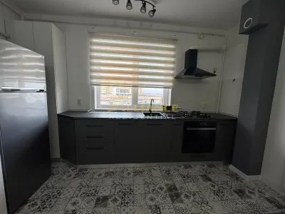 Biruintei - 6 min metrou - Studio - Popesti-Leordeni