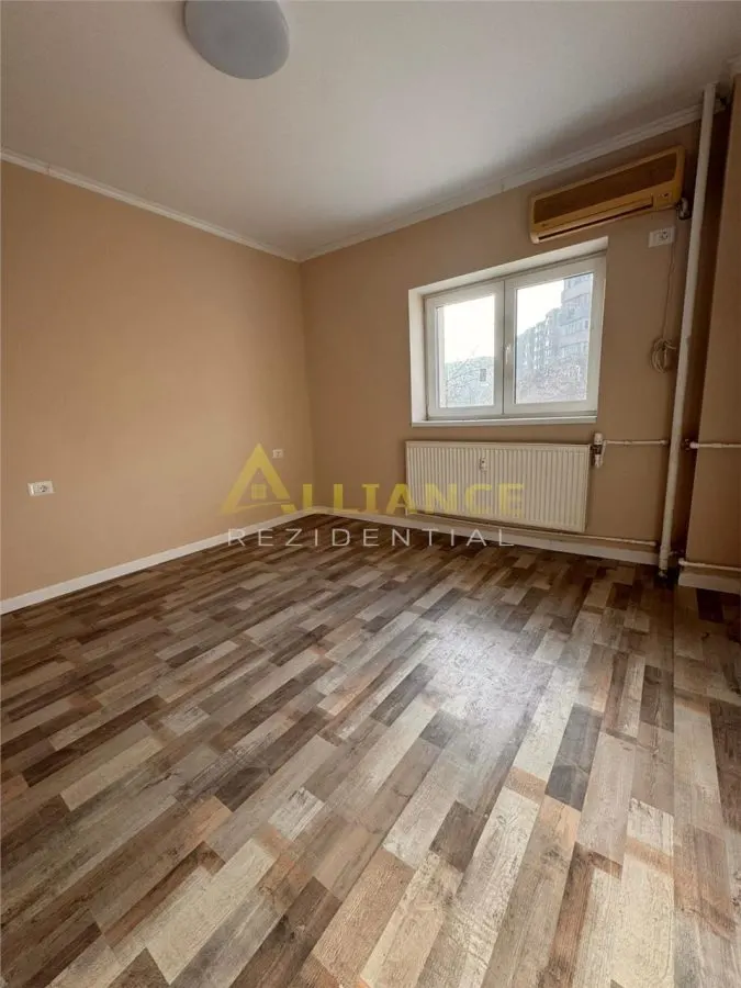 Apartament 3 camere Aparatorii Patriei Gata de mutare - foto 3