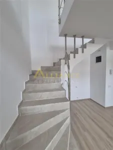 Penthouse 251 mp - Metrou Berceni - foto 10