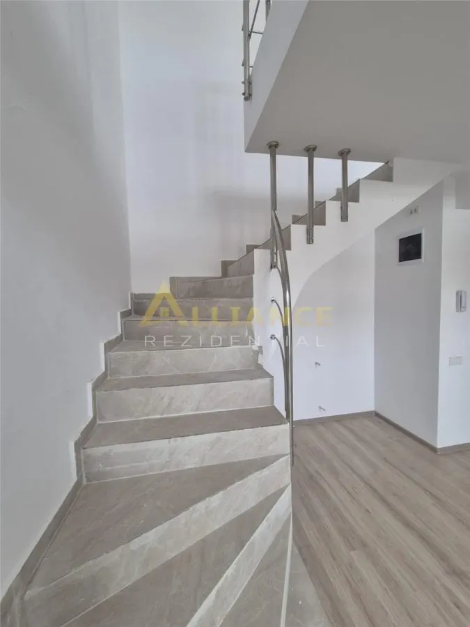 Penthouse 251 mp - Metrou Berceni - foto 10