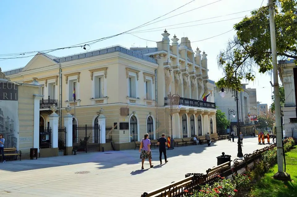 Oferta recomandata ! Centru Piata Unirii , 3 camere , etaj 1 - foto 4