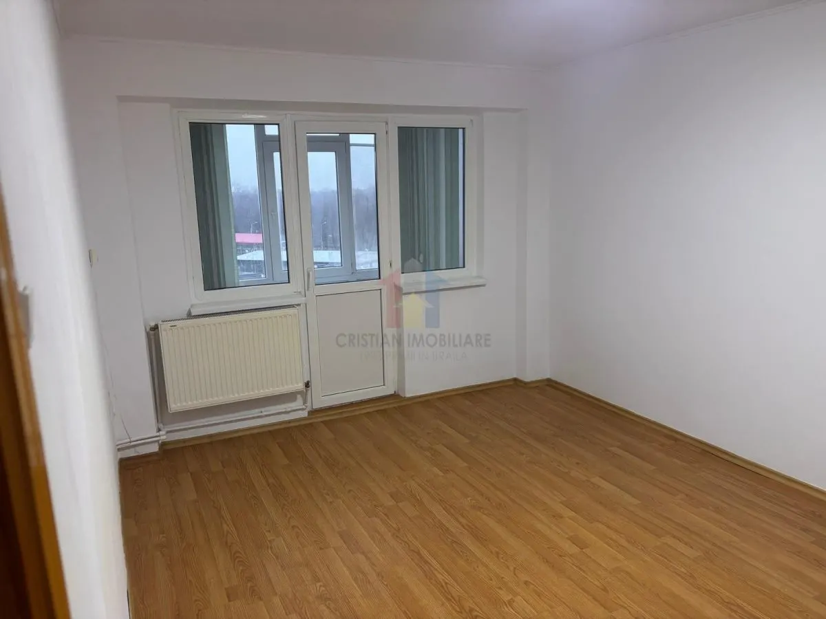 3 camere Renovat, confort 1 decomandat, etaj intermediar, Viziru 3 - foto 7