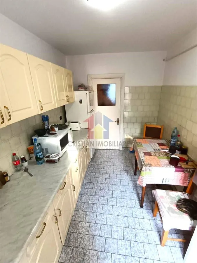 ETAJ  1, Ap 3 cam Dorobanti Bratianu 81mp 2 vederi 2 balcoane - foto 1