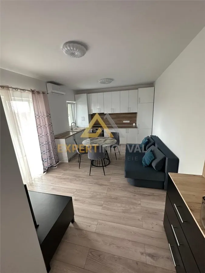 Apartament inchiriere bloc nou - foto 1