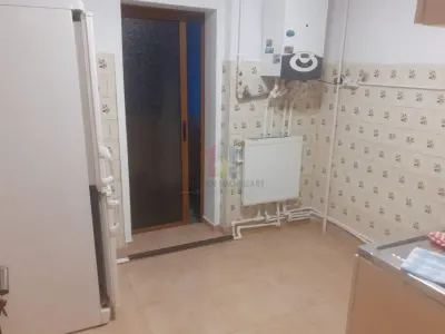 LIBER 3 camere, zona Dorobanti etaj 1 - foto 5