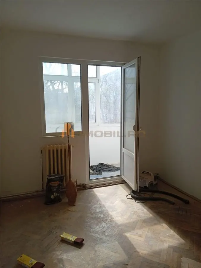 Apartament 3 camere Alexandru cel Bun - foto 1