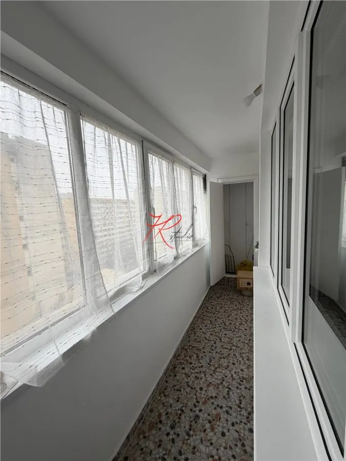 Vanzare apartament 3 camere total renovat Obor - foto 10
