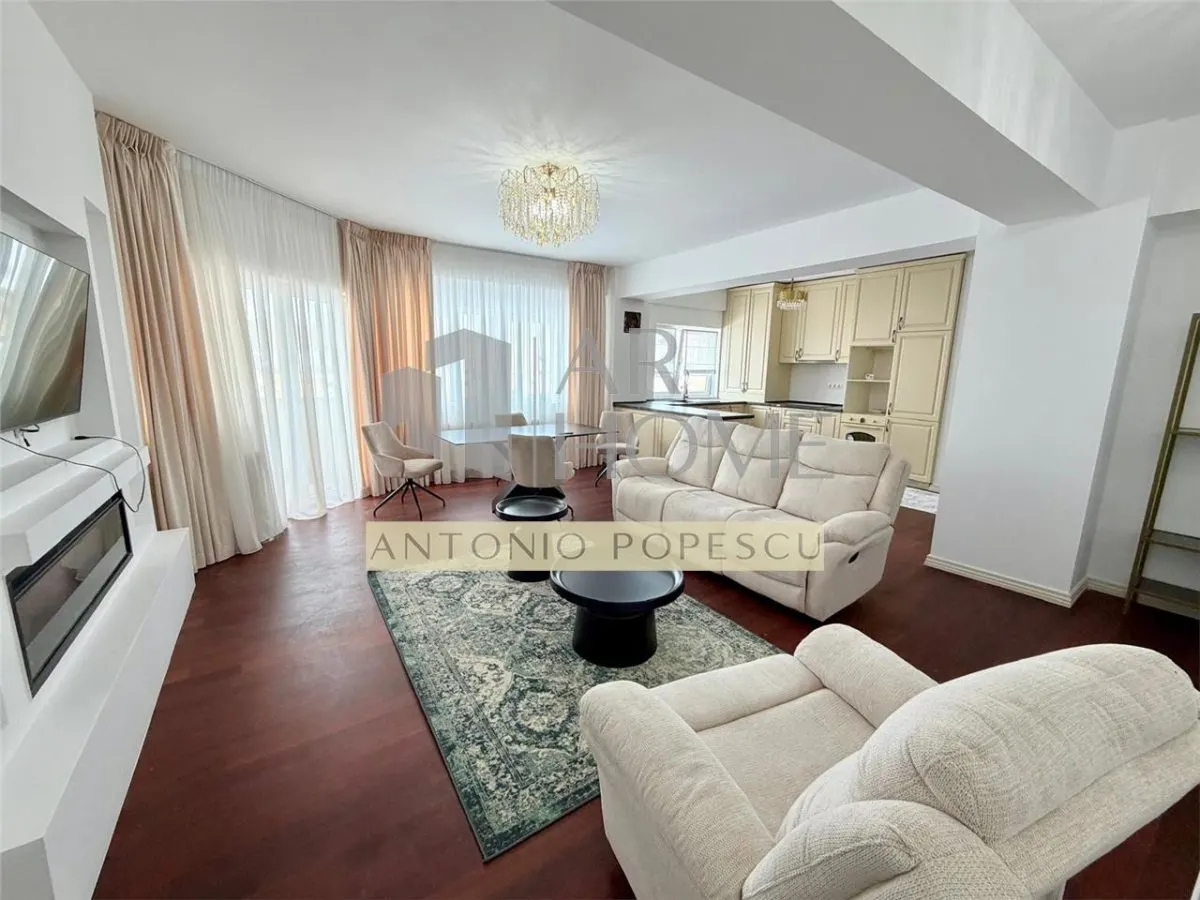 Apartament 4 camere, 2 parcari subterane, Ploiesti, ultracentral. - foto 2