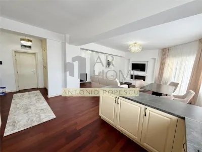 Apartament 4 camere, 2 parcari subterane, Ploiesti, ultracentral. - foto 20