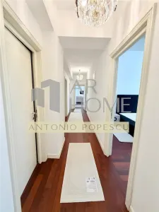 Apartament 4 camere, 2 parcari subterane, Ploiesti, ultracentral. - foto 22