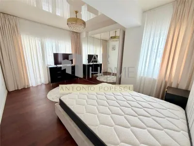 Apartament 4 camere, 2 parcari subterane, Ploiesti, ultracentral. - foto 7