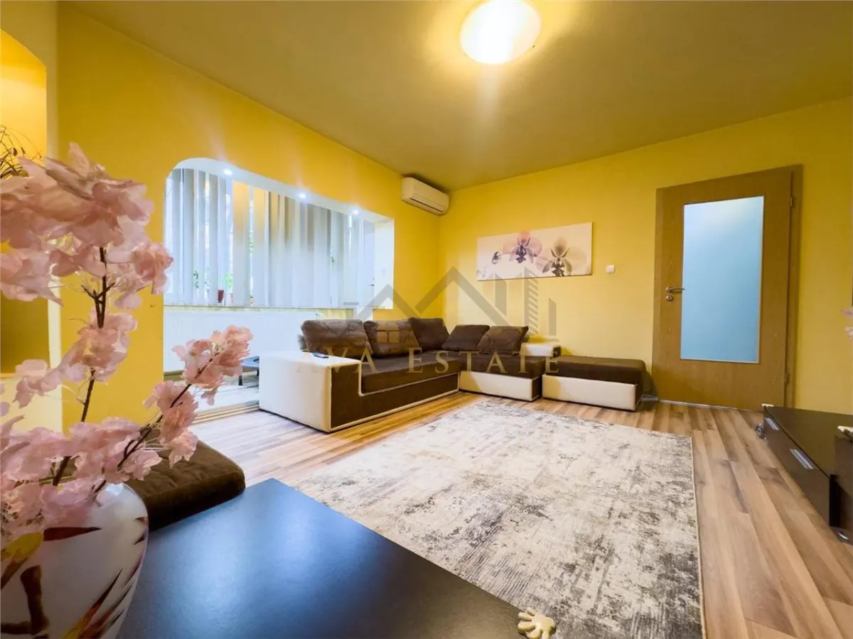 Apartament cu 3 camere, decomandat 80 mp - Zona Buziasului - foto 1