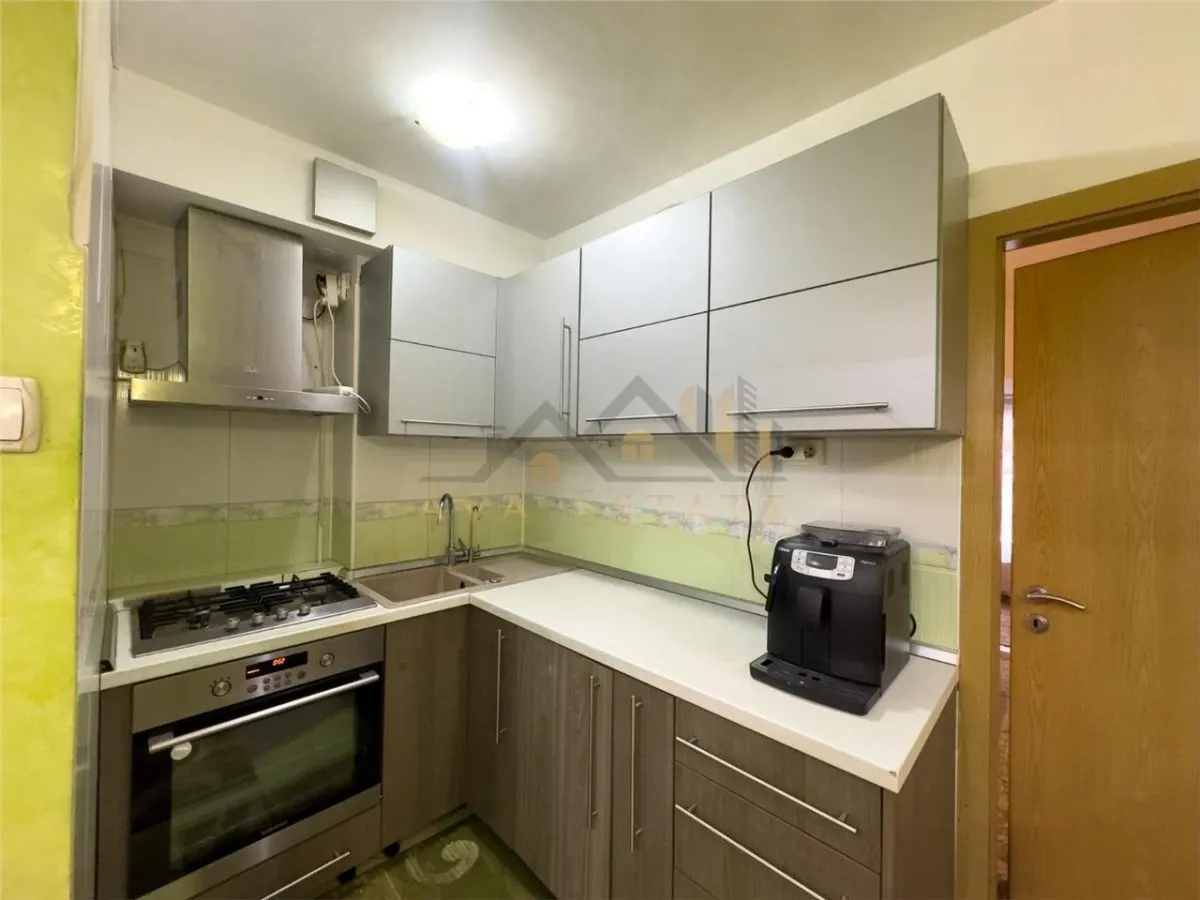 Apartament cu 3 camere, decomandat 80 mp - Zona Buziasului - foto 4