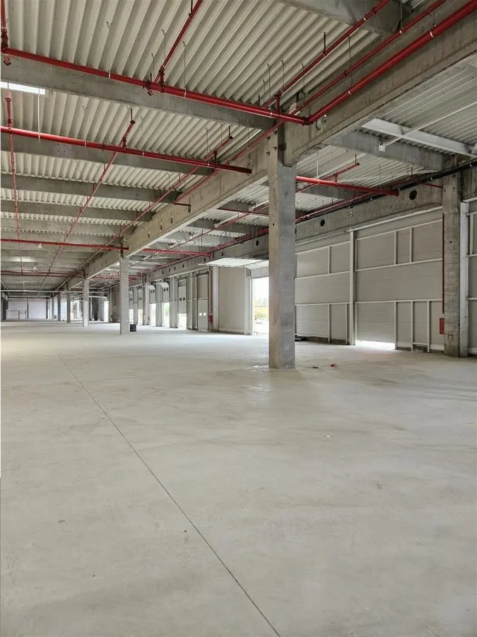 Spatiu Industrial - 2300 mp - Productie - Depozitare - Distributie - foto 12