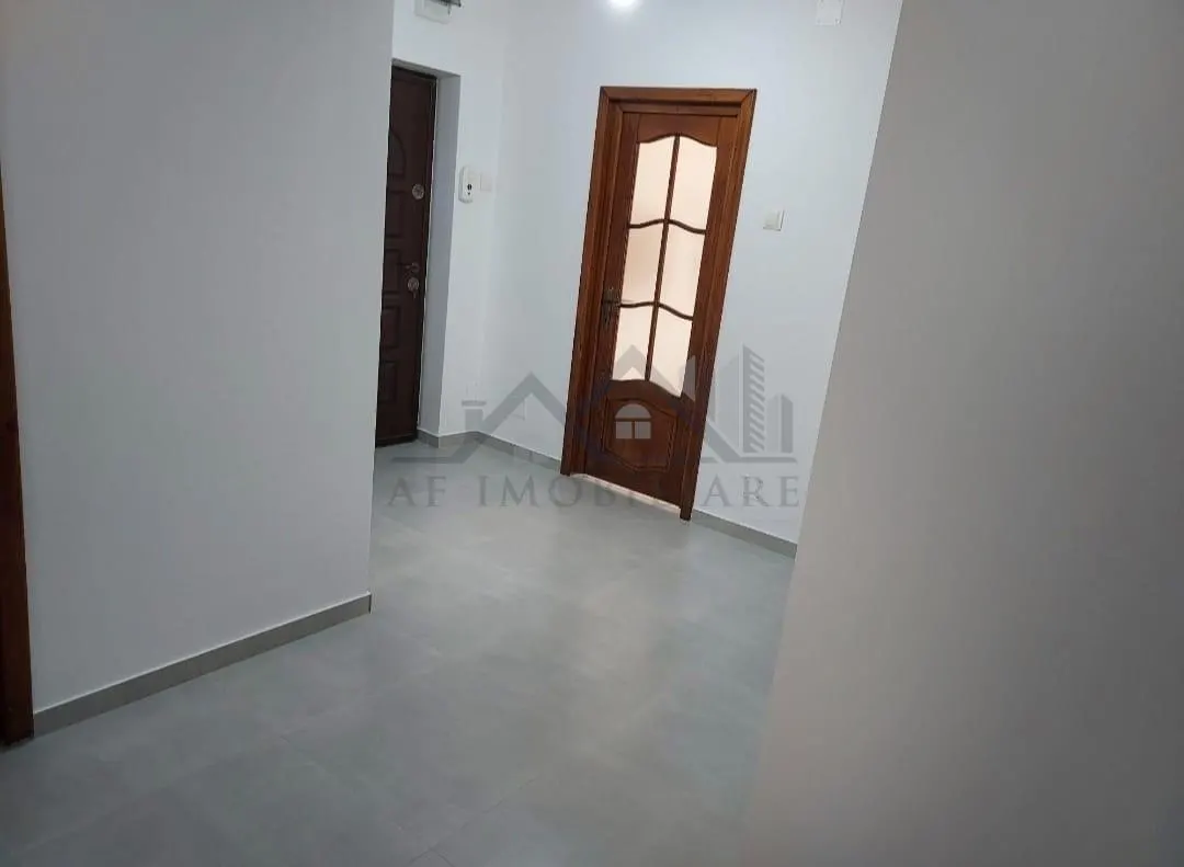 Apartament 3 camere Pacurari - foto 1