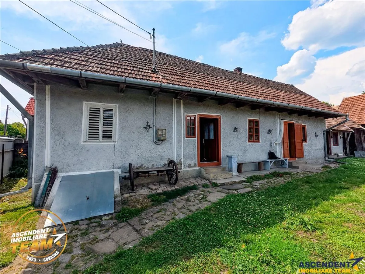 REZERVAT ! Casa traditionala din lemn, cu sura din piatra, Arcus, Covasna. - foto 5