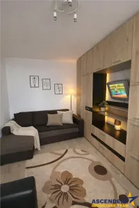 Garsoniera, cu 2 boxe,  Astra, Brasov - Brasov