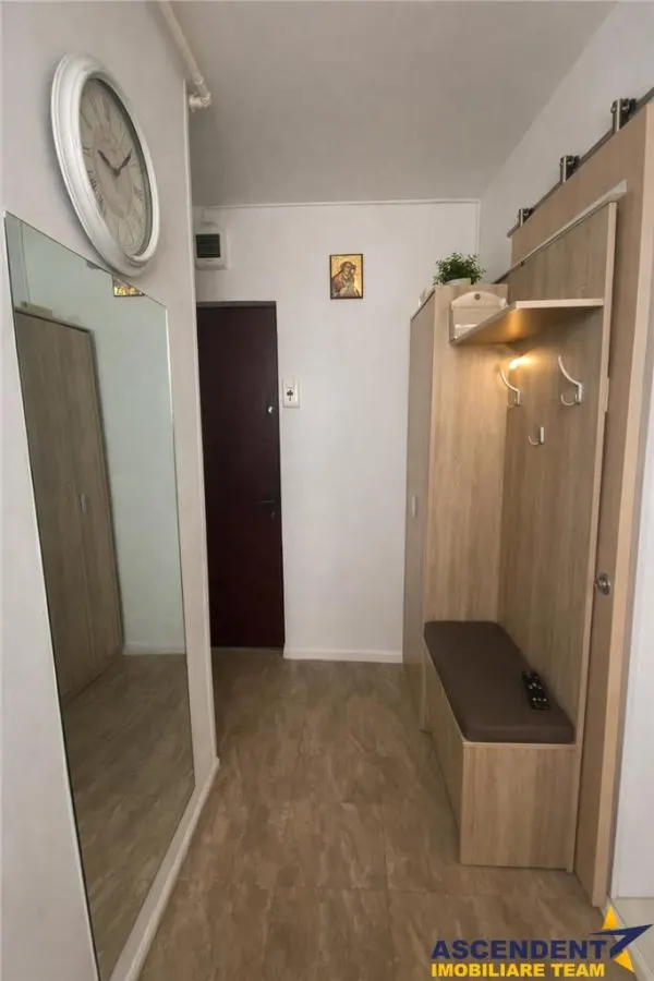 Garsoniera, cu 2 boxe,  Astra, Brasov - foto 3