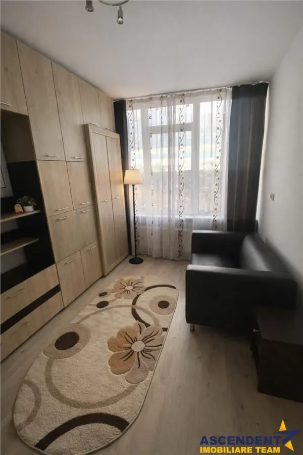 Garsoniera, cu 2 boxe,  Astra, Brasov - foto 5