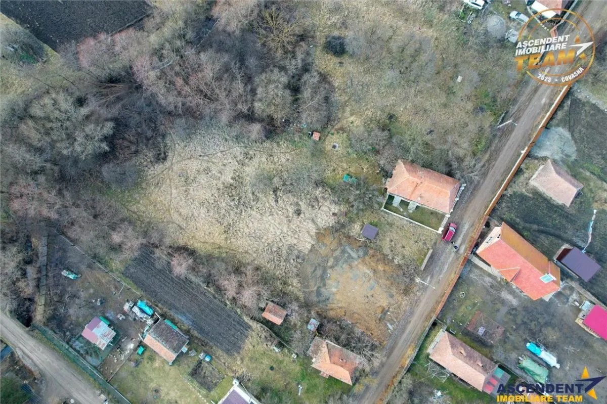 Teren intravilan, pe 2.213 mp, in Aninoasa, Covasna - foto 4