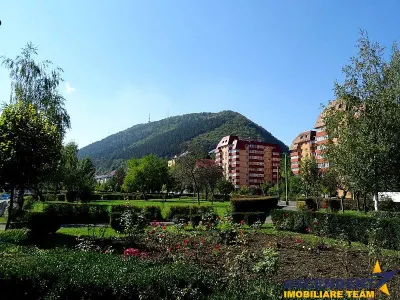 Decomandata, renovata, cu balcon, Racadau, Brasov - Brasov