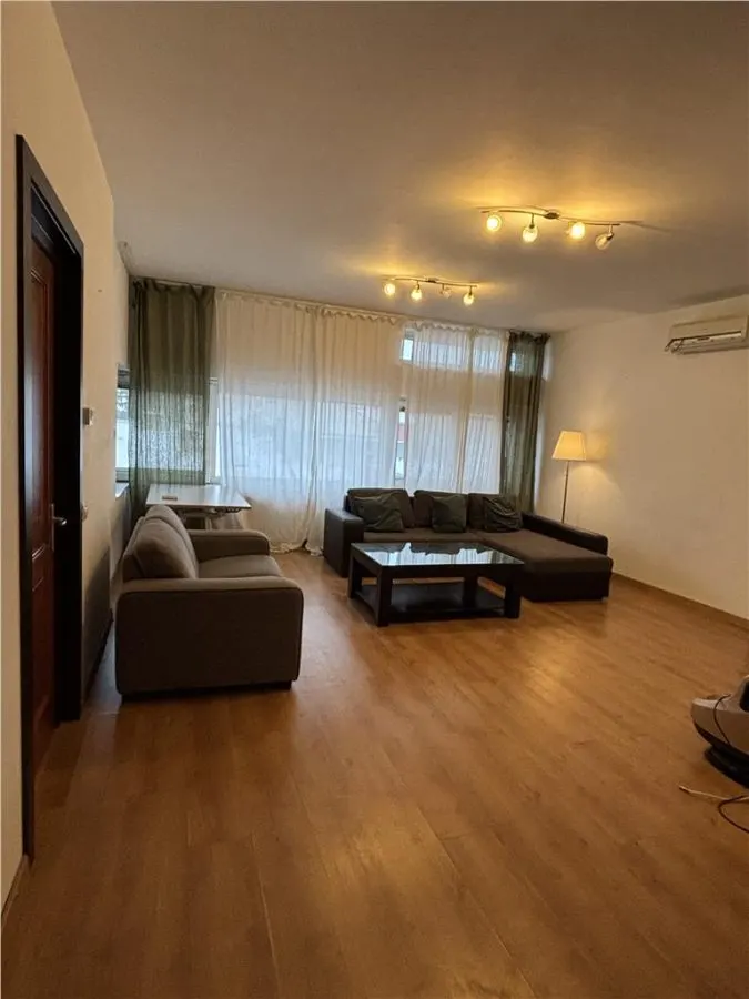 APARTAMENT DE LUX CU 3 CAMERE DE ÎNCHIRIAT ÎN ZONA UNIRII / PIATA UNIRII - foto 1