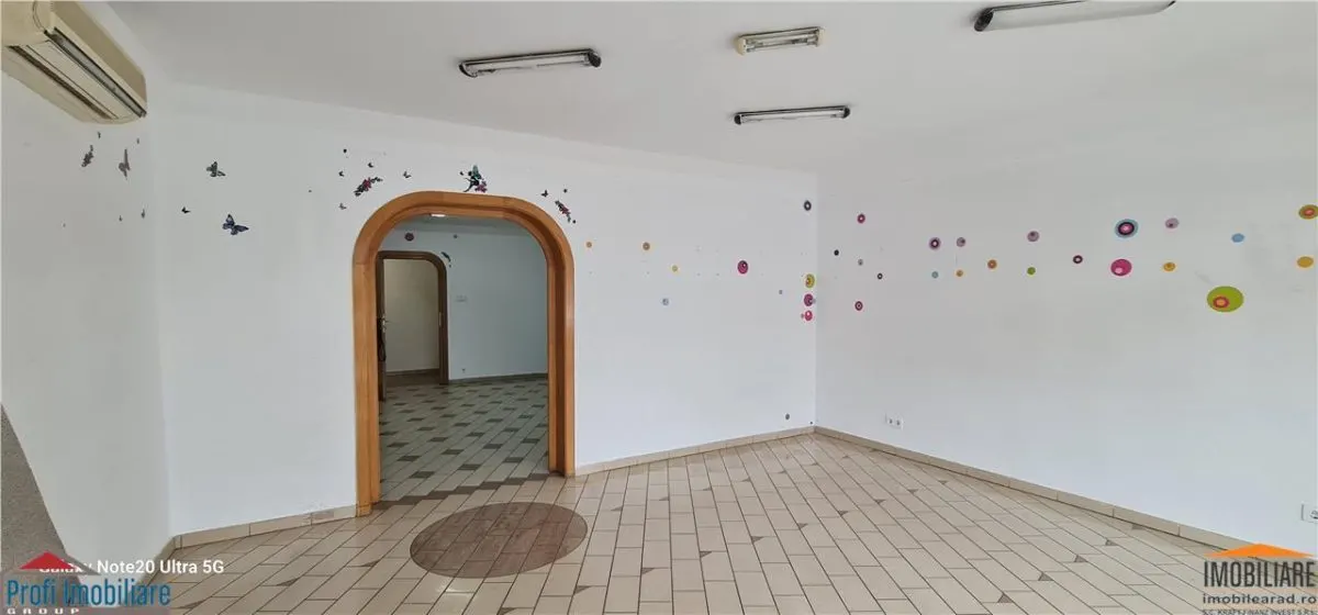 Spatiu UTA la Principala- C.A.Vlaicu terasa proprie in fata - foto 2