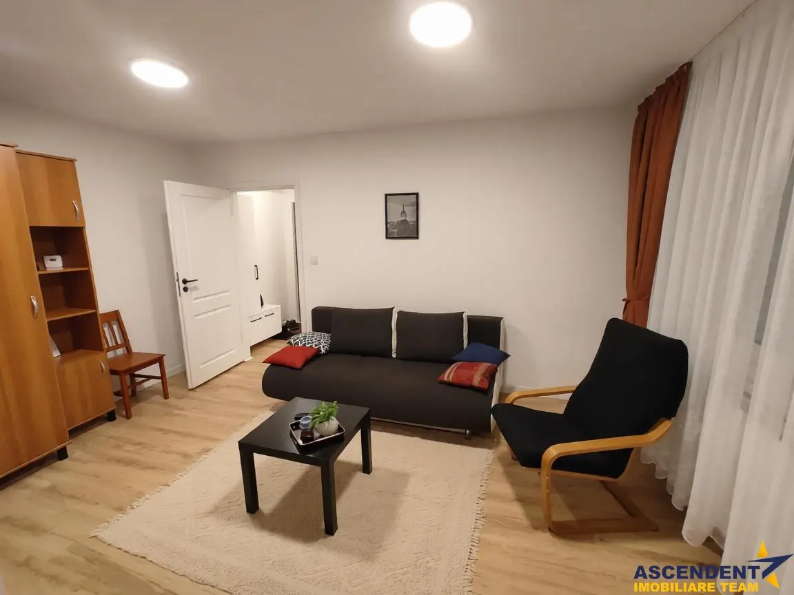 Apartament cu 2 camere, decomandat, 7 Noiembrie, Targu Mures - foto 1
