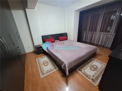 Apartament cu 4 camere G.Enescu etaj 3 - foto 7