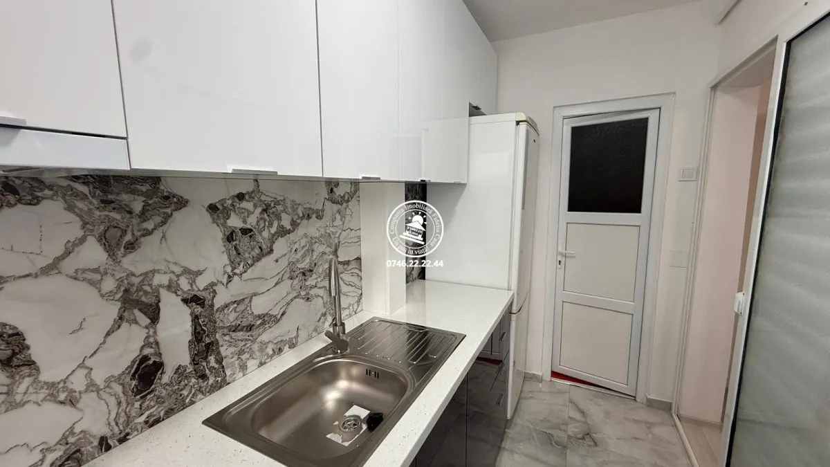 Apartament cu 2 camere de vanzare - foto 6