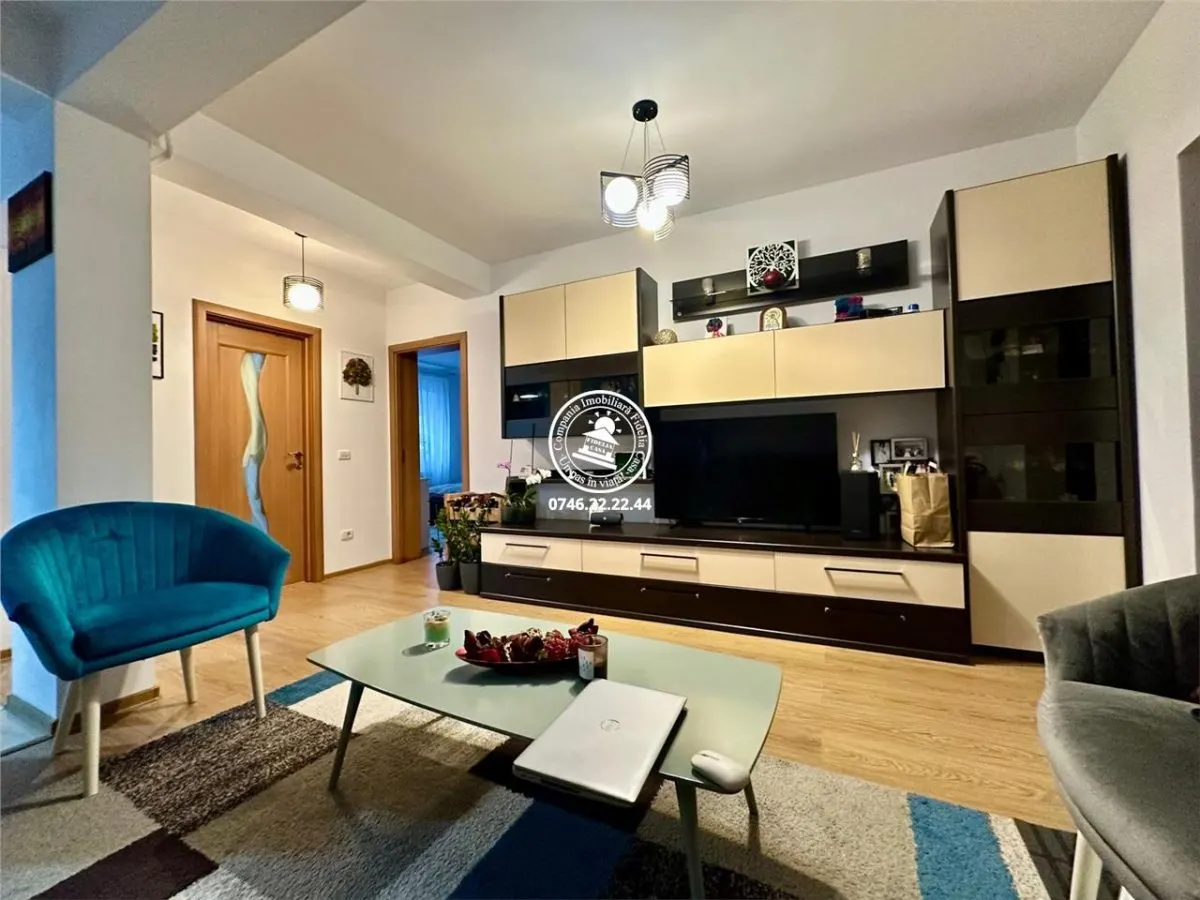 Apartament 3 camere  de vanzare  Valea Lupului, - foto 1