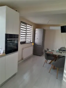 Apartament 2 camere in vila zona ultracentrala - foto 3