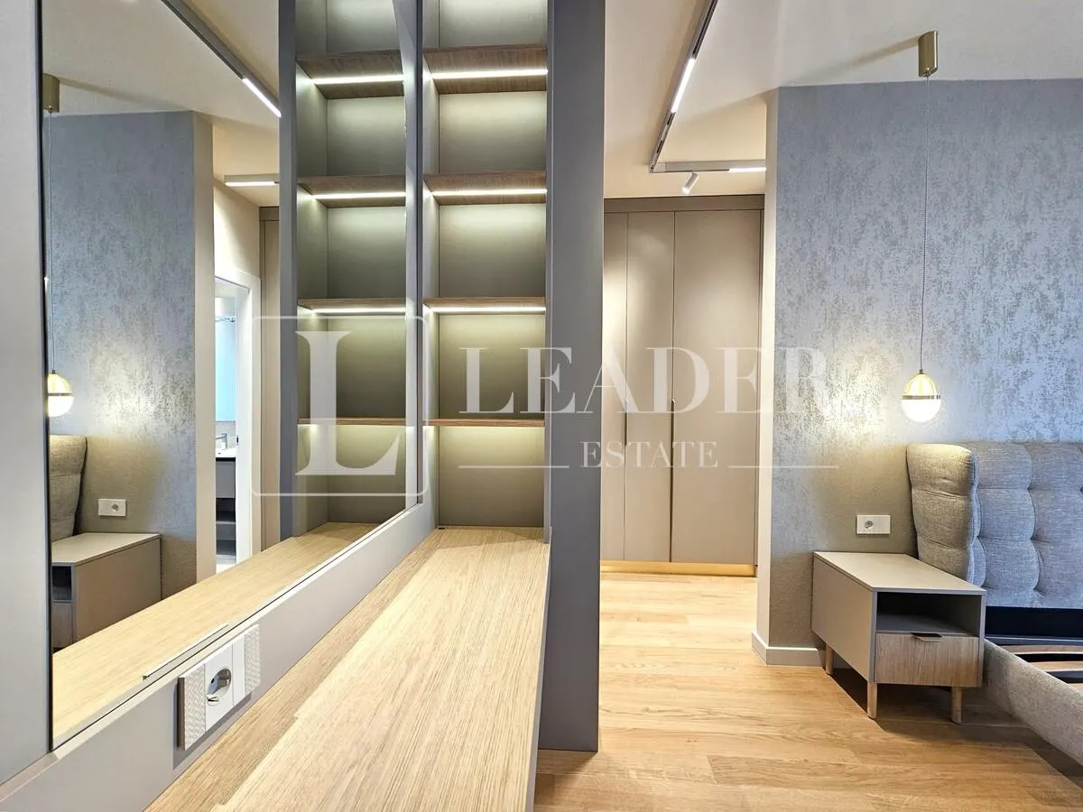 Brand New 3-Bedroom Apartment | Premium Furnished |  2 Parking Spaces - foto 15