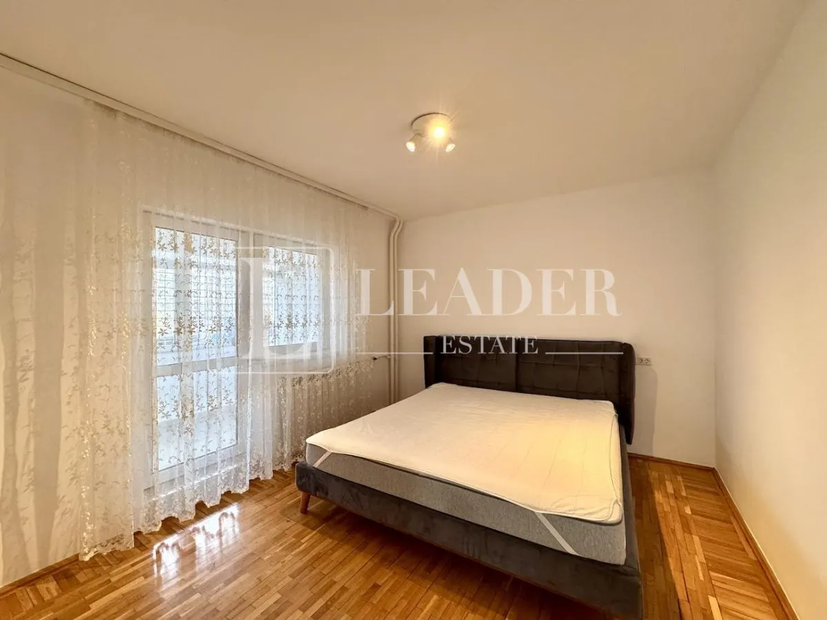 Apartament spatios cu 4 camere || Piata Alba Iulia | Partial mobilat - foto 11