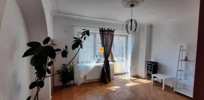 Vanzare apartament 3 camere zona Ultracentrala - Ploiesti