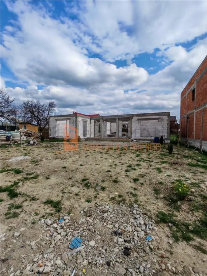 Casa tip parter zona Vernesti - foto 2