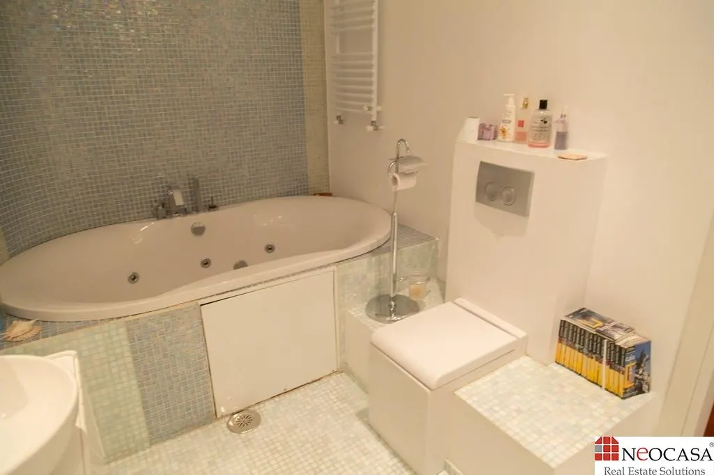 POLONA 2009, ETAJ 1, 4 CAMERE 175 MP, MOBILAT+UTILAT COMPLET! - foto 8