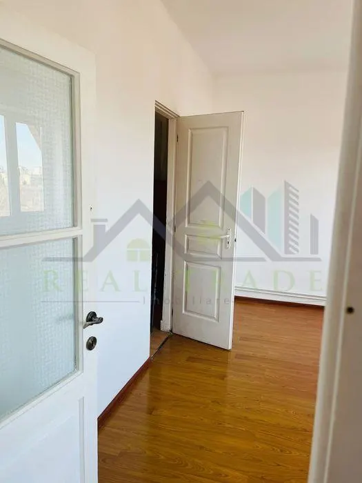 Apartament 2 camere etaj intermediar Centrul Civic - foto 5