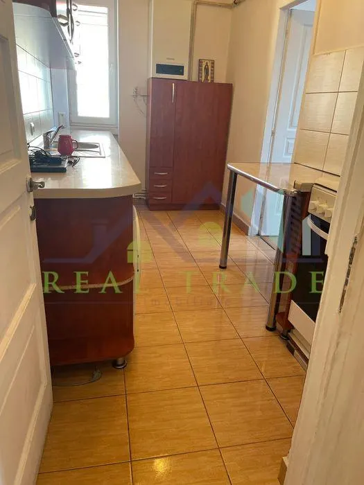 Apartament 2 camere etaj intermediar Centrul Civic - foto 6