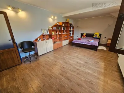 Casa multifunctionala cu Spatiu Comercial COMISION 0 - foto 8