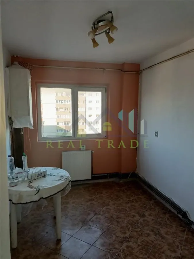 Apartament 4 camere etaj intermediar Craiter - foto 2