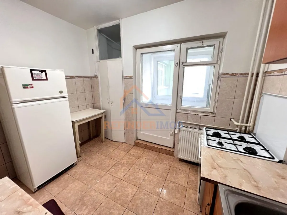 Inchiriere apartament 2 camere, zona Rahova - Margeanului - foto 10