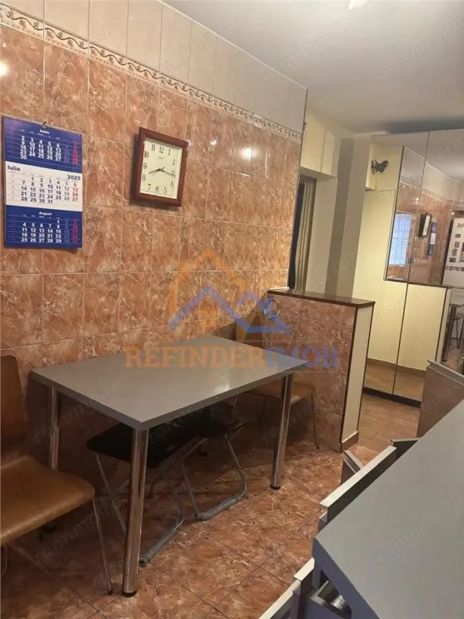 Apartament de vanzare cu 3 camere, zona Unirii - foto 4